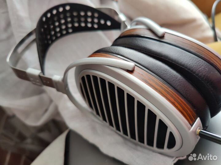 Hifiman he-1000se