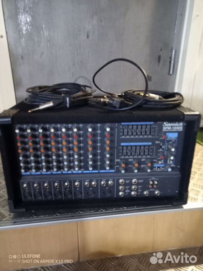 Микшерный пульт