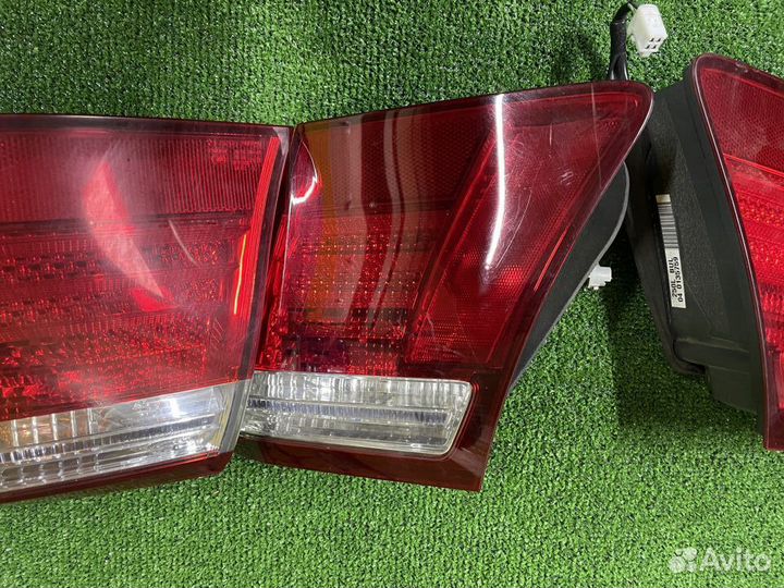 Фонари Lexus LS600hl