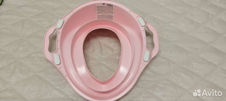 Детское сиденье на унитаз