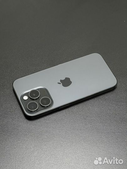 iPhone 15 Pro, 256 ГБ