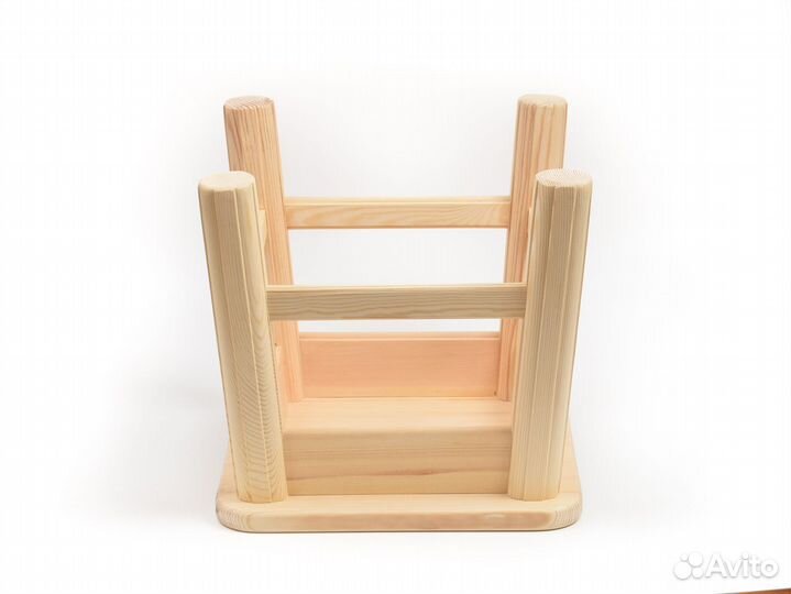 Табуретка деревянная низкая 30х30х30. Табурет мале