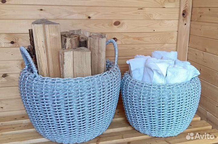 Кашпо из искусственного ротанга