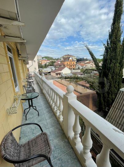 Комната 20 м² в 8-к., 2/4 эт.