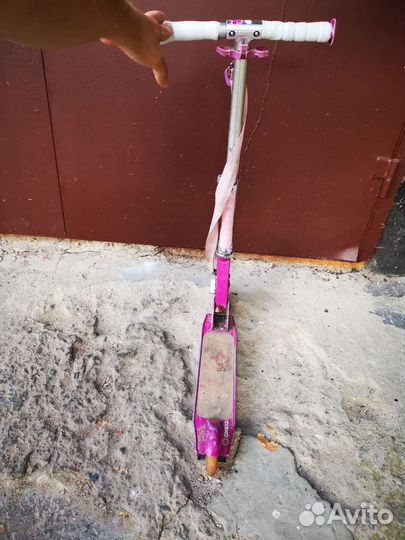 Продаётся самокат Оxelo детский