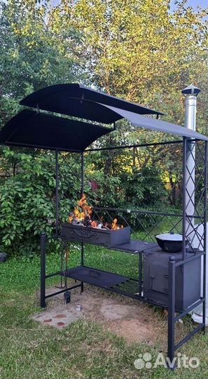 Мангал с крышей