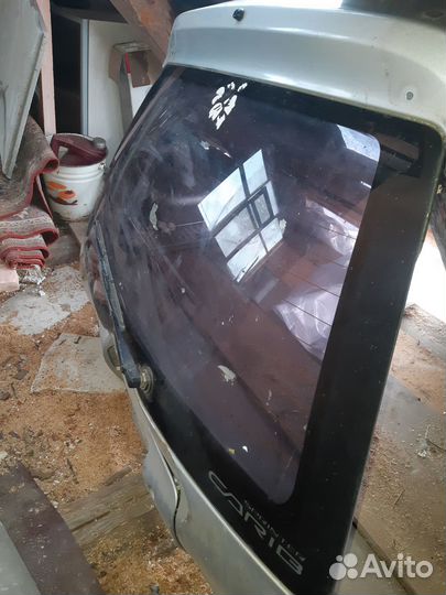 5я дверь Toyota