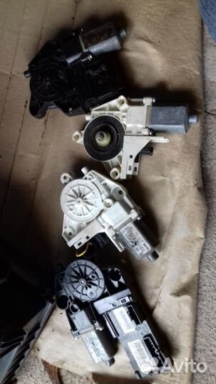 Моторчик электро стеклоподъемников Renault Fluence