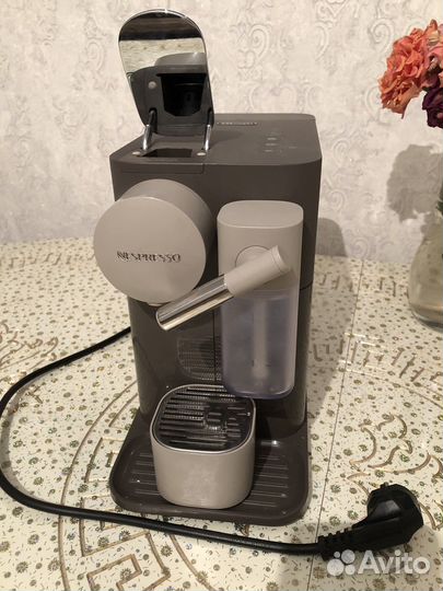 Кофемашина nespresso