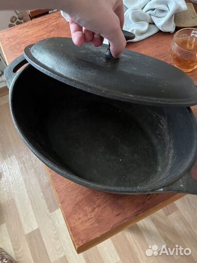 Утятница чугунная