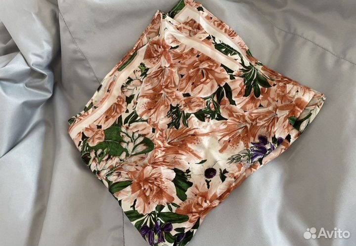 Платок шелковый H&M Premium