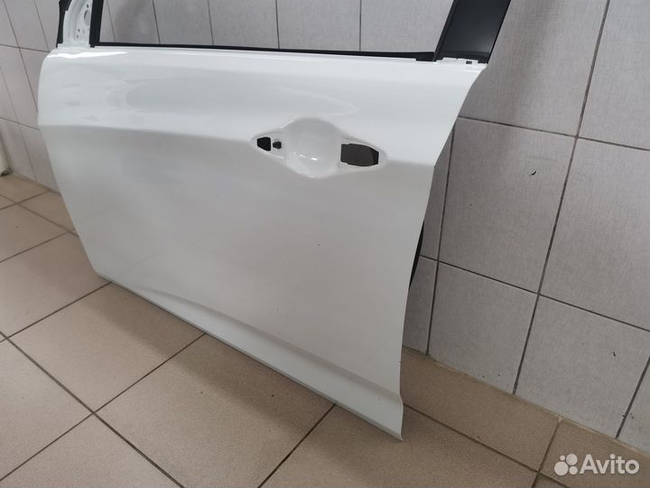 Дверь передняя левая оригинал Solaris 1