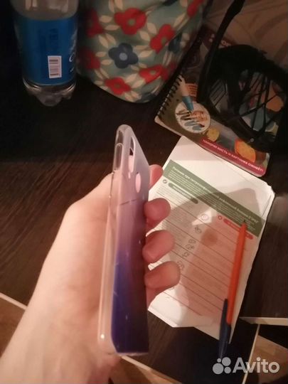 Чехол на телефон