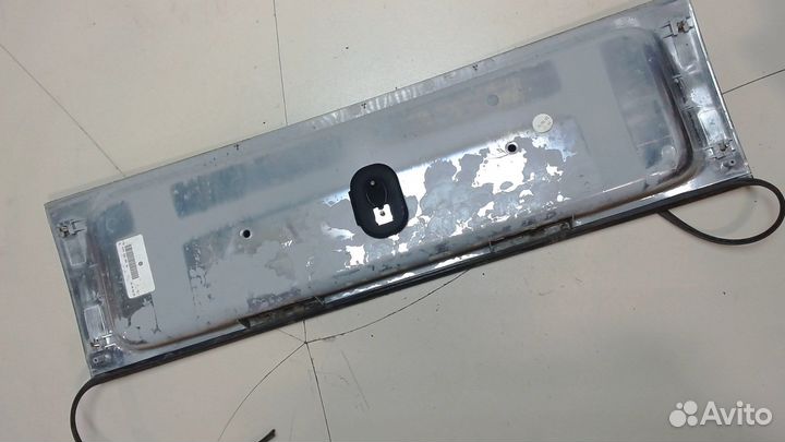 Накладка под номер Volkswagen Sharan, 2004