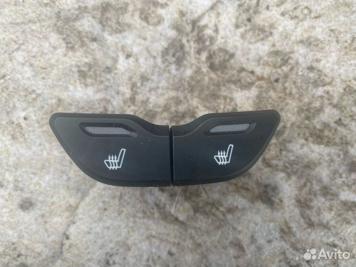 Кнопка обогрева сидений LADA Vesta