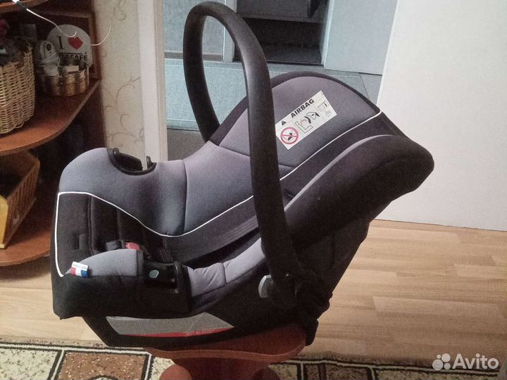 Детское автокресло переноска