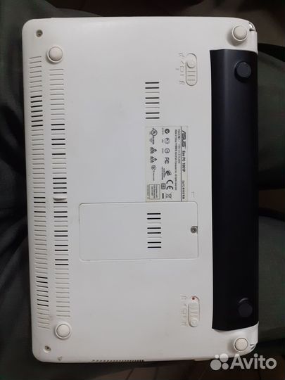 Нетбук Asus Eee PC 1005P