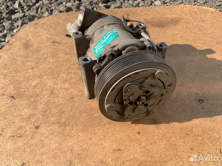 Компрессор кондиционера Peugeot 307 psarfn10LH