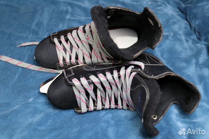 Коньки хоккейные 43 размер