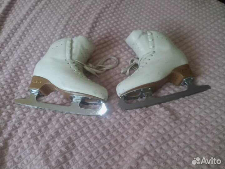 Коньки фигурные