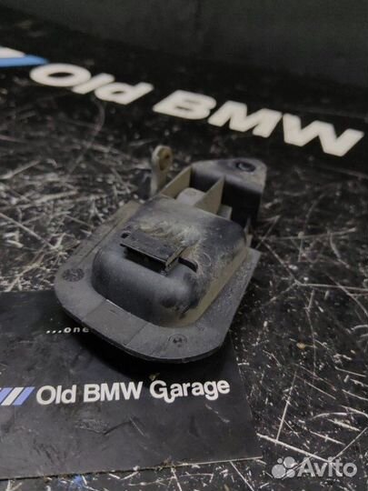 Ручка двери внутренняя задняя правая Bmw 318 E36