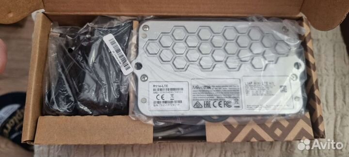 Mikrotik SXT LTE kit