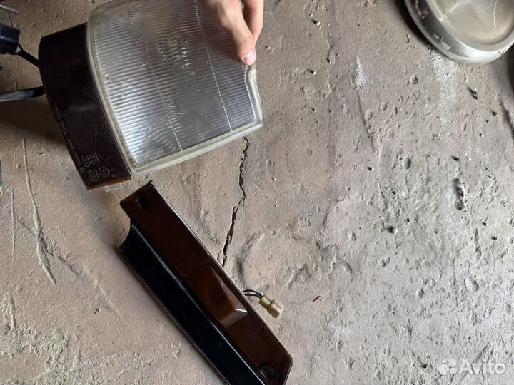 Фонарь задний на Toyota Corona