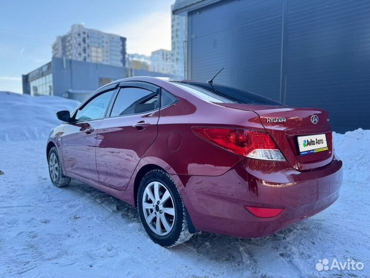 Hyundai Solaris 1.6 AT, 2012, 197 000 км