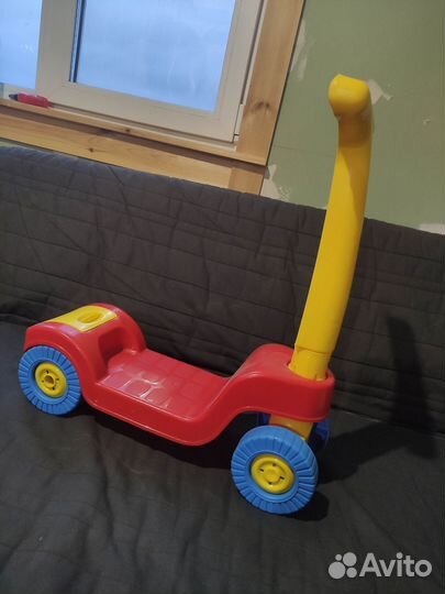 Самокат четырехколесный