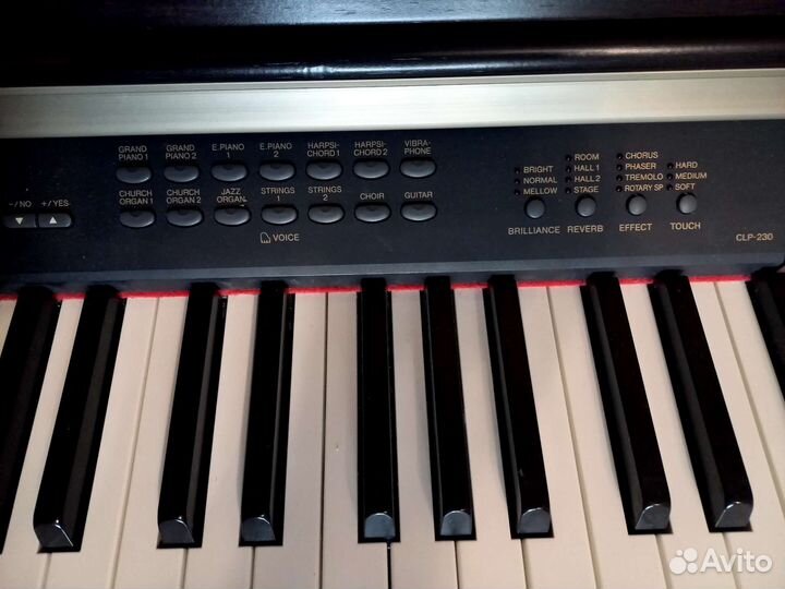 Цифровое пианино Yamaha Clavinova CLP 230