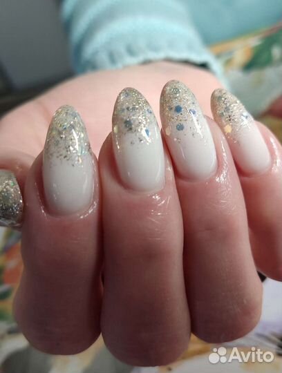 Маникюр, педикюр, наращивание ногтей