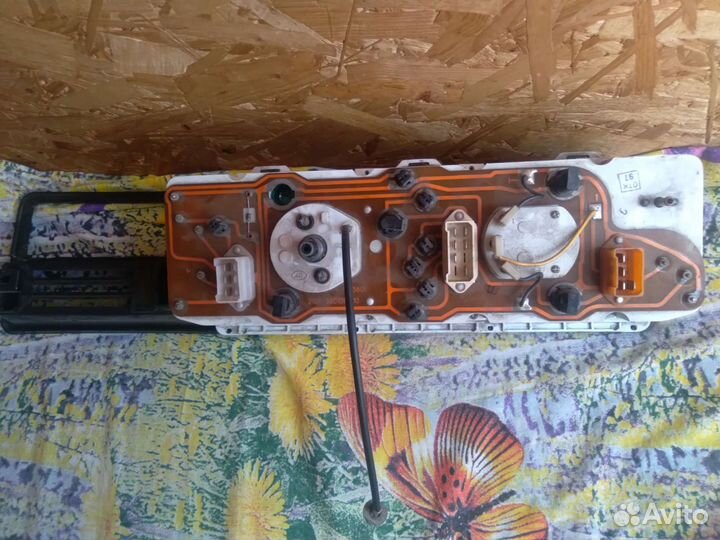 Щиток приборов ваз 2104, ваз 2107