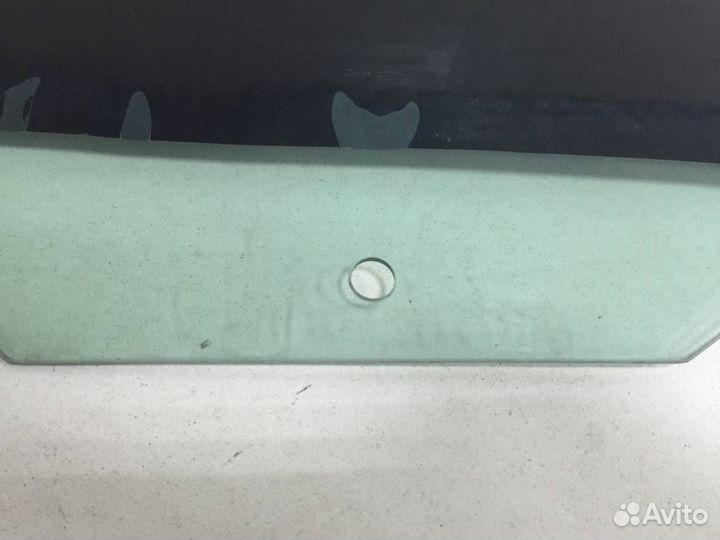 Стекло двери задней правой Volkswagen Polo Sed RUS