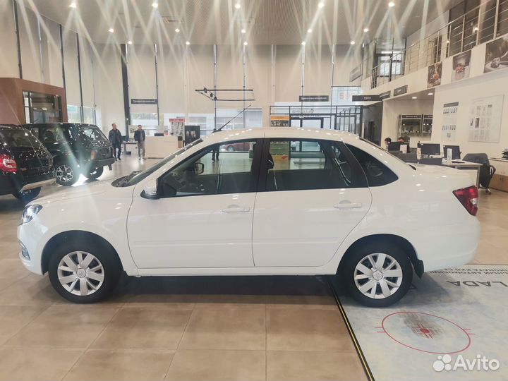 LADA Granta 1.6 МТ, 2023
