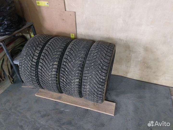 Goodyear Ultra Grip Ice Arctic 2 225/50 R18