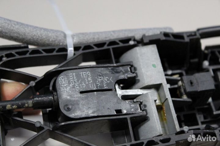 Ручка двери нaружная задняя левая Skoda Fabia 5J 2007-2015