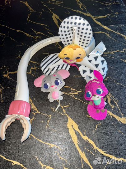 Продам мобиль на кроватку