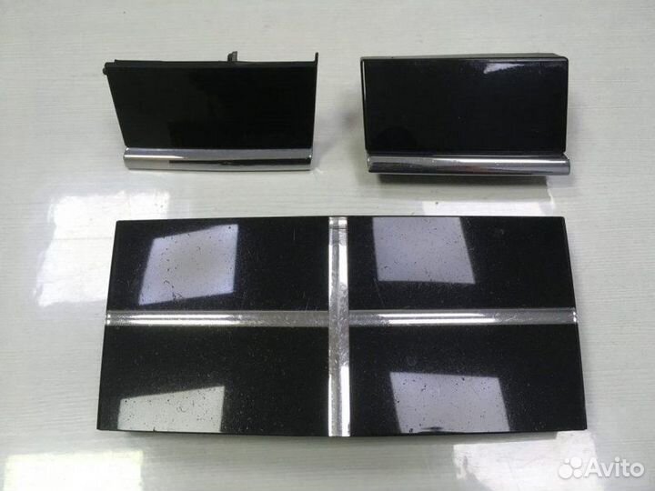 Накладка решетки радиатора Mercedes-Benz S-Class