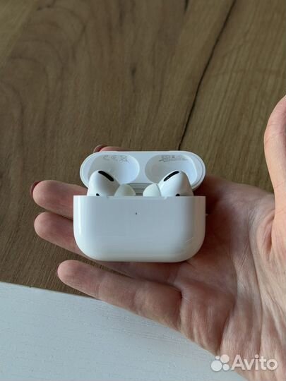 Airpods pro 1 оригинал комплект весь