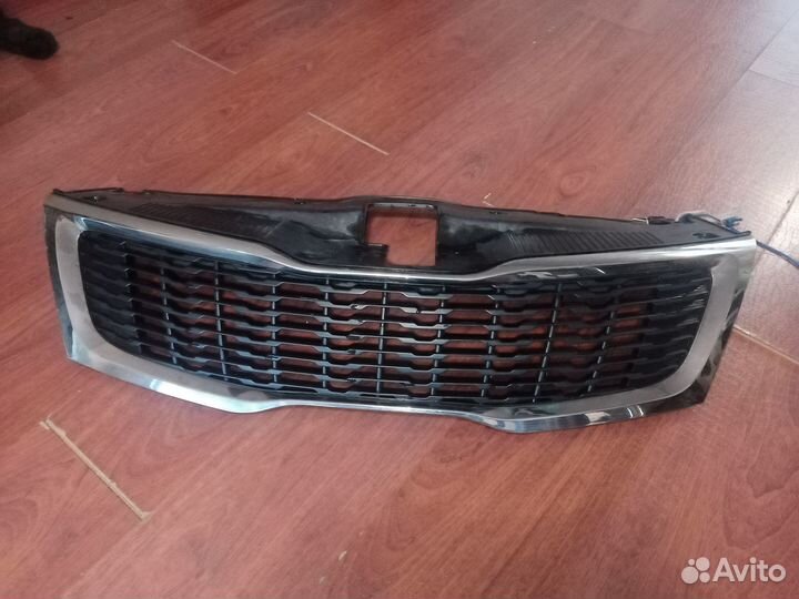 Решётка радиатора на кия рио -3