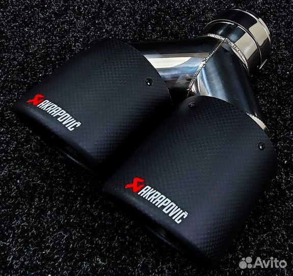 Насадка на глушитель двойная Akrapovic style 63