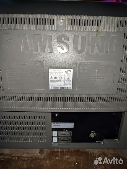 Телевизор samsung