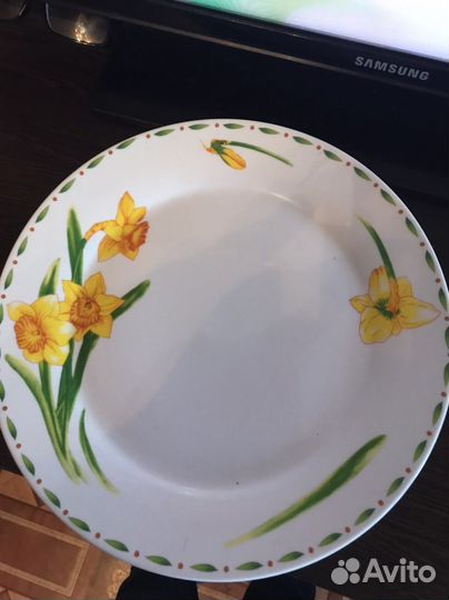 Тарелки 27см