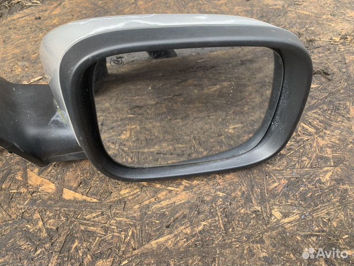 Volvo xc90 зеркало правое с поворотником