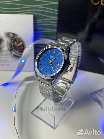 Часы Casio серебристые Новые