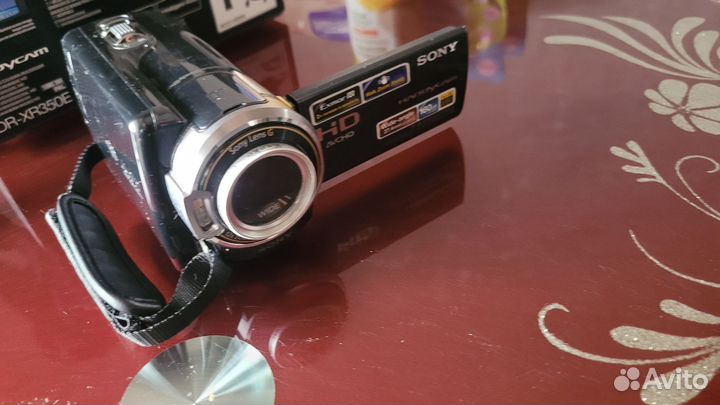 Видеокамера sony
