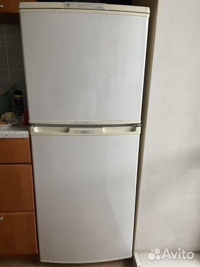 Холодильник 