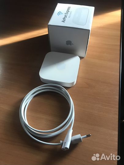 Wifi роутер Apple - AirPort Express