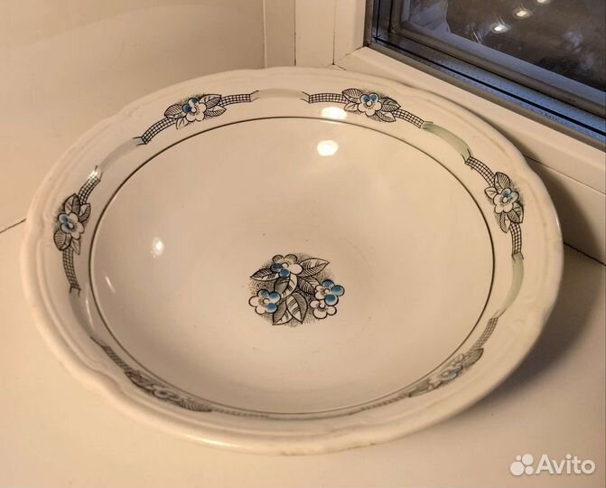 Большое глубокое блюдо зик