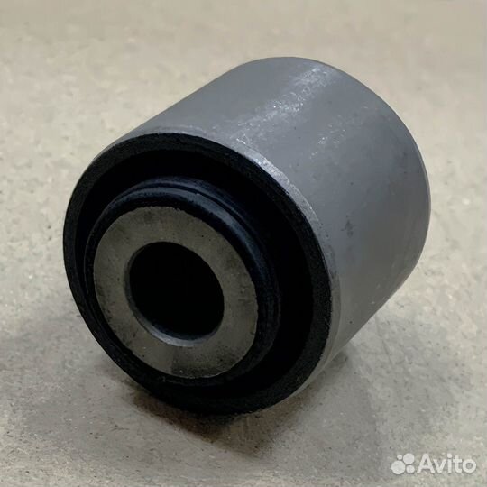 Сайлентблок задней цапфы Honda Accord